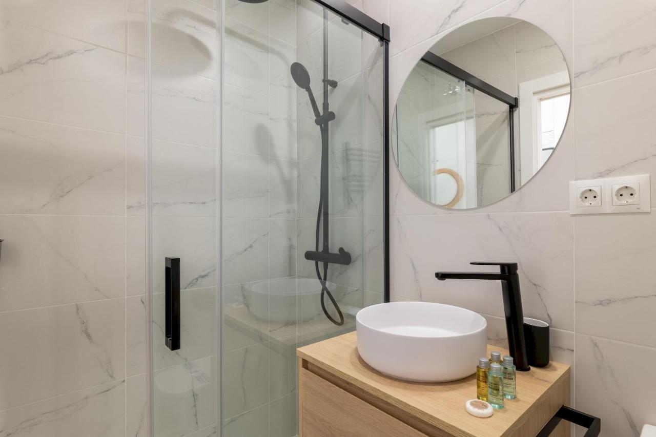 2 Bedrooms 2 Bathrooms Furnished - Retiro - Refurbished - Mintystay Madrid Extérieur photo