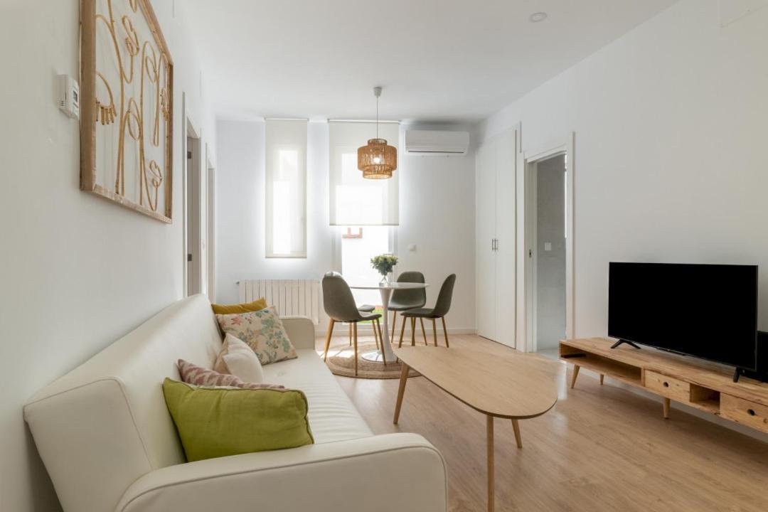 2 Bedrooms 2 Bathrooms Furnished - Retiro - Refurbished - Mintystay Madrid Extérieur photo